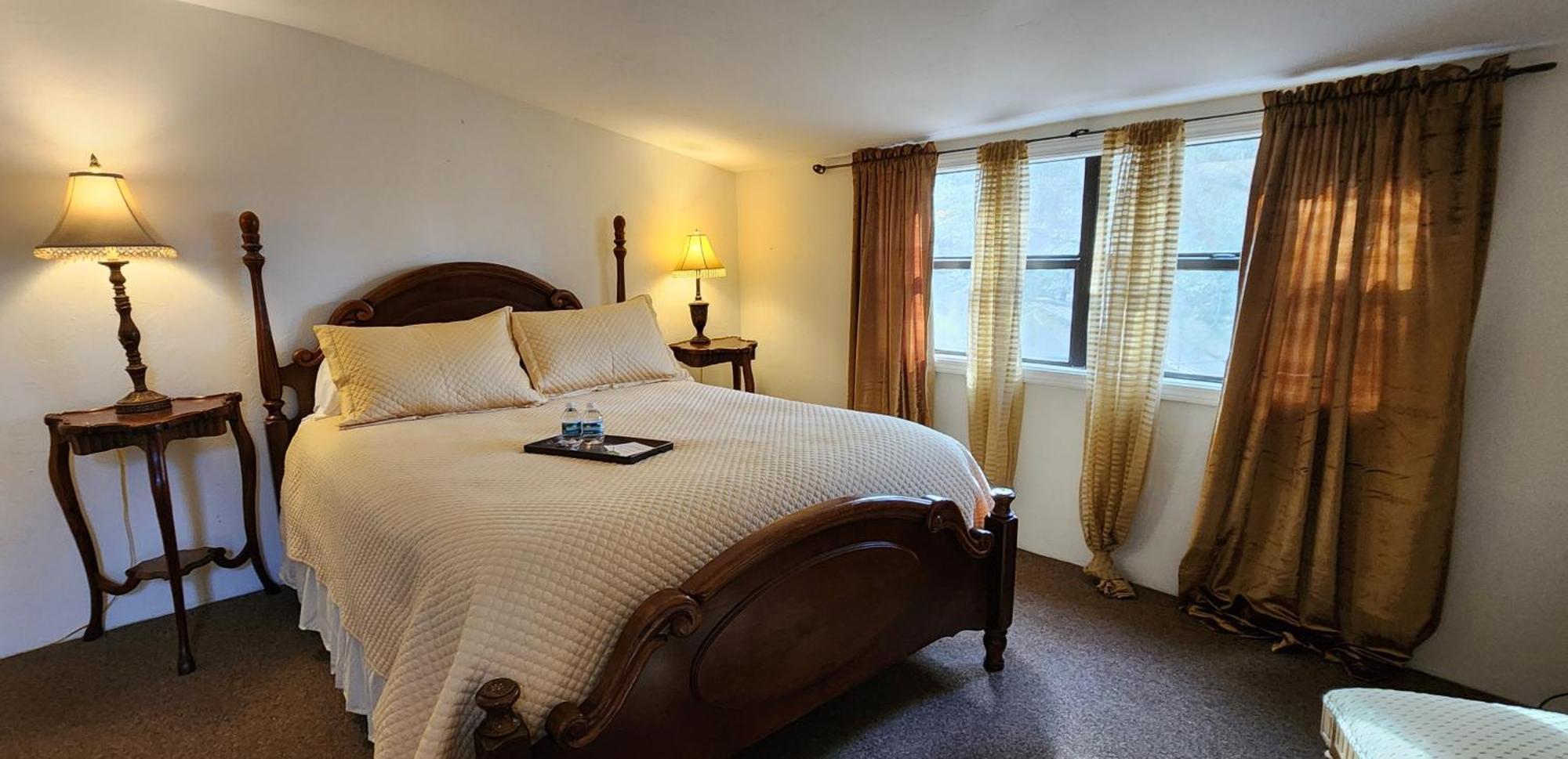 Lily Creek Lodge 달로네가 외부 사진