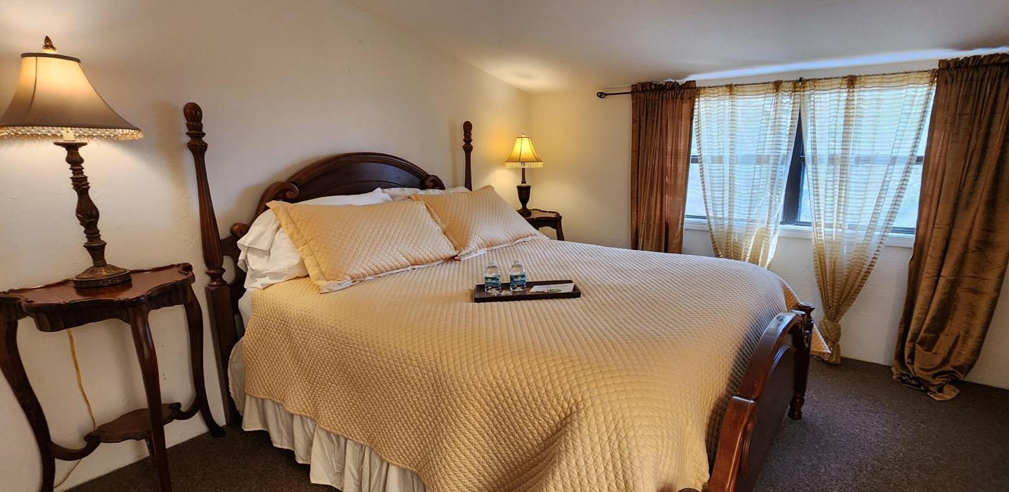 Lily Creek Lodge 달로네가 외부 사진