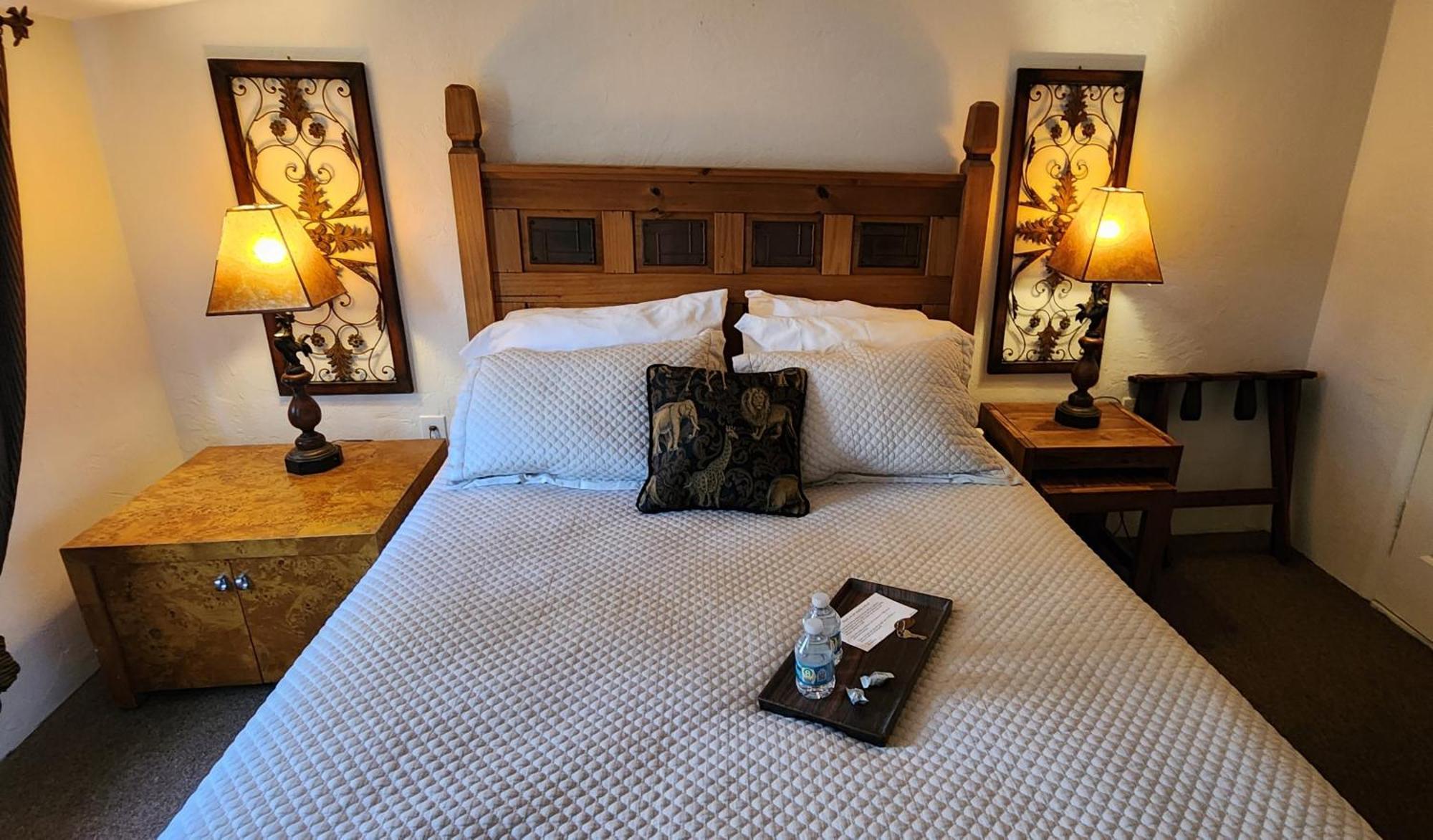 Lily Creek Lodge 달로네가 외부 사진