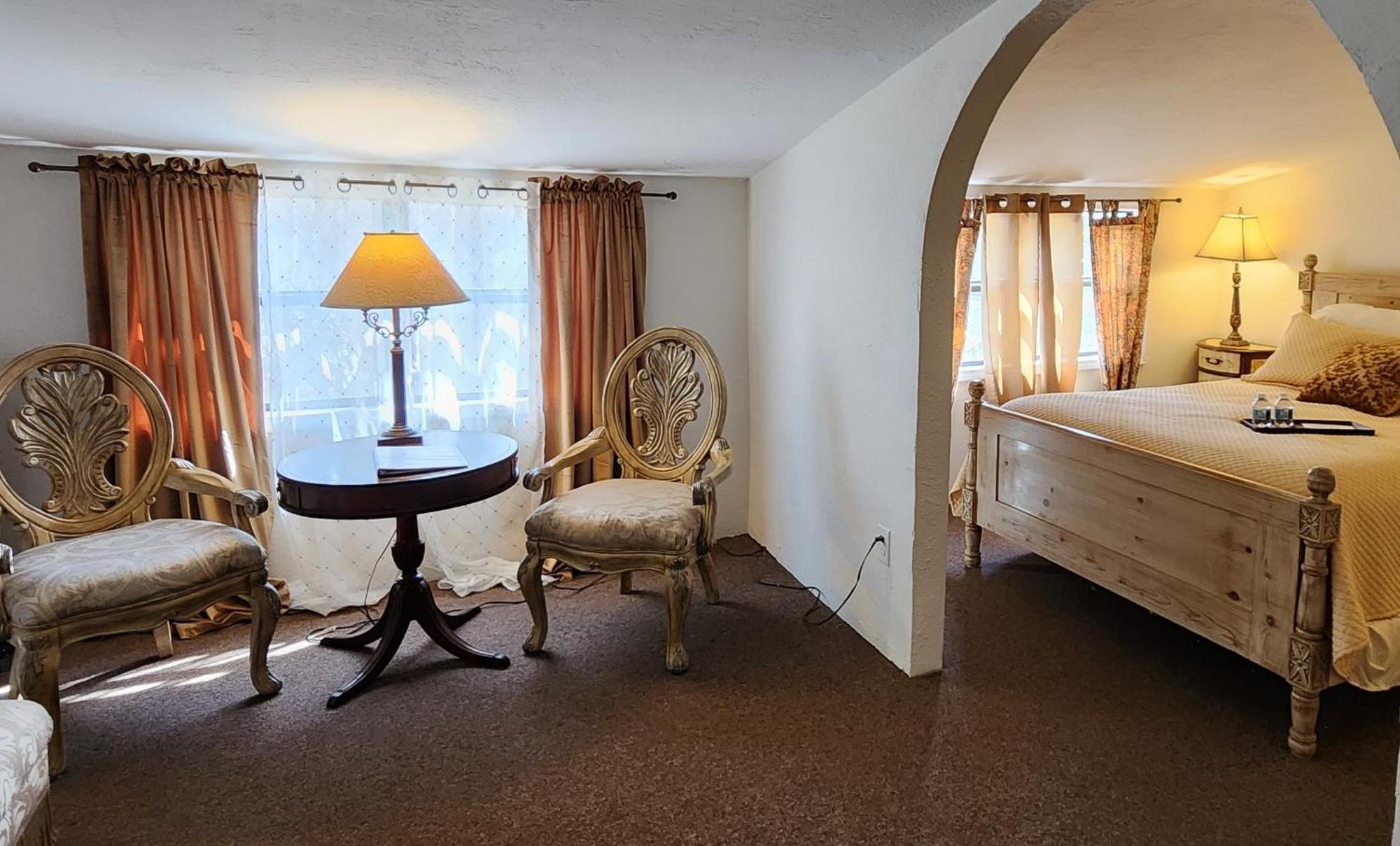 Lily Creek Lodge 달로네가 외부 사진