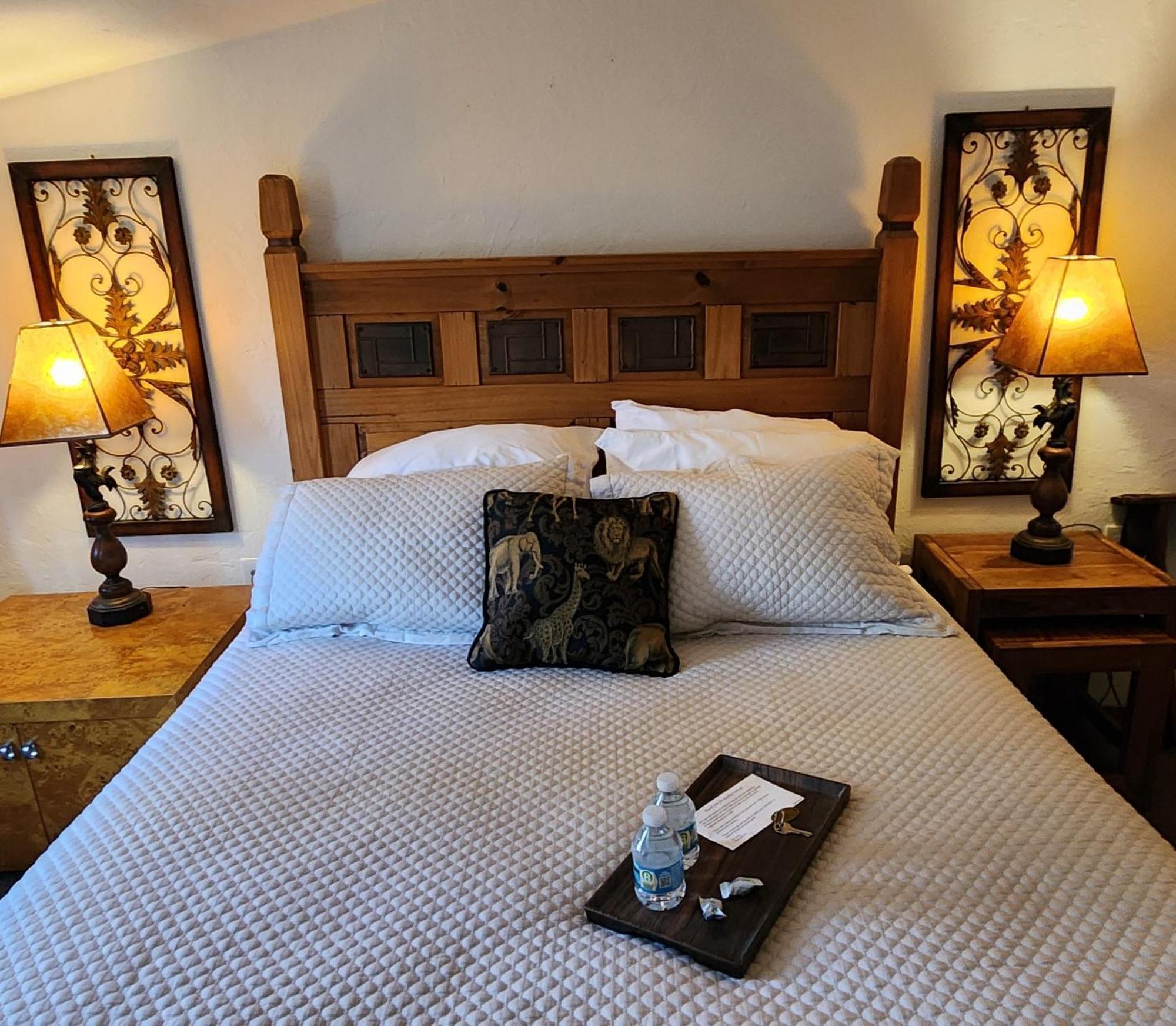Lily Creek Lodge 달로네가 외부 사진