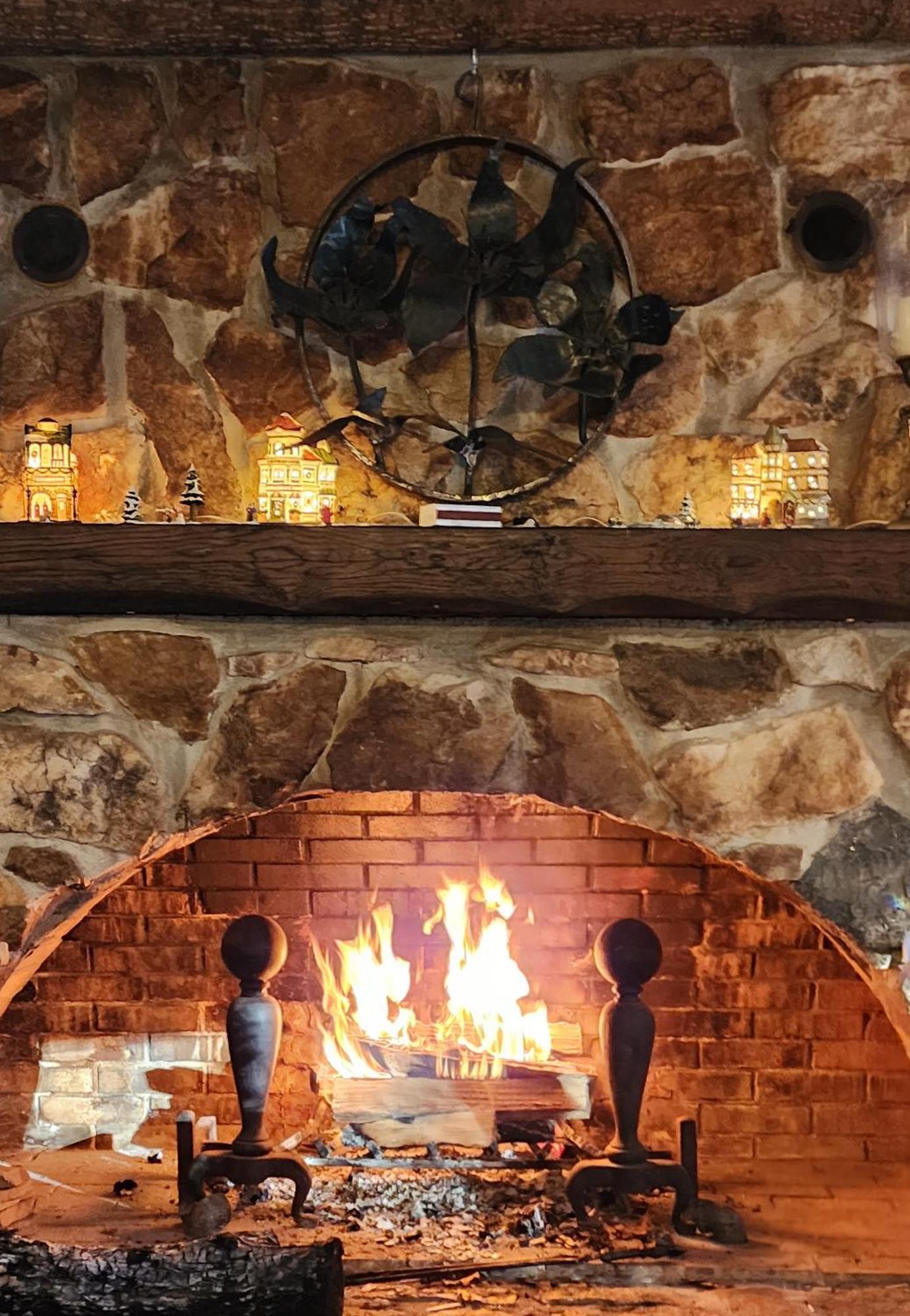 Lily Creek Lodge 달로네가 외부 사진